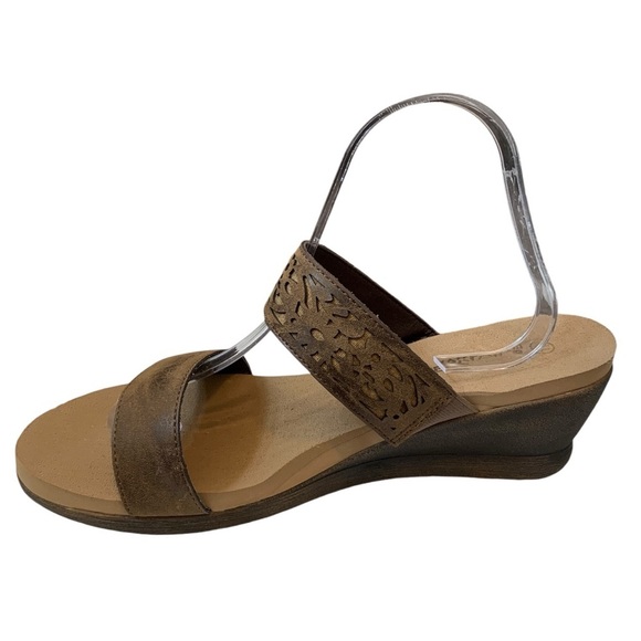 BearPaw Noelle Sandals Womens 11 Brown Wedge Cushioned Comfort Vegan - Picture 1 of 7